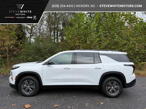 2025 Chevrolet Traverse LT