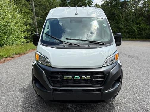 Bright White Clearcoat 2026 RAM ProMaster 2500 High Roof