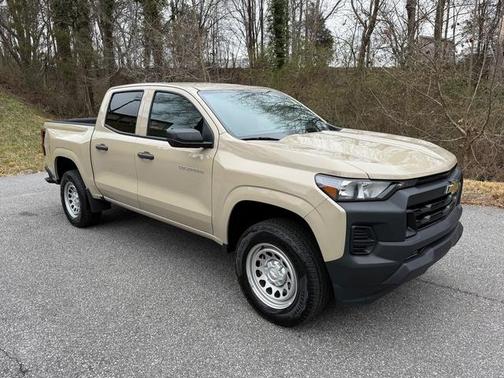 2024 Chevrolet Colorado WT