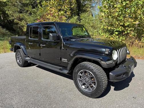 2021 Jeep Gladiator Overland