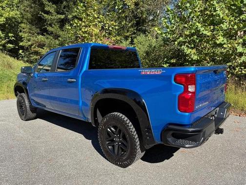 2023 Chevrolet Silverado 1500 Custom Trail Boss