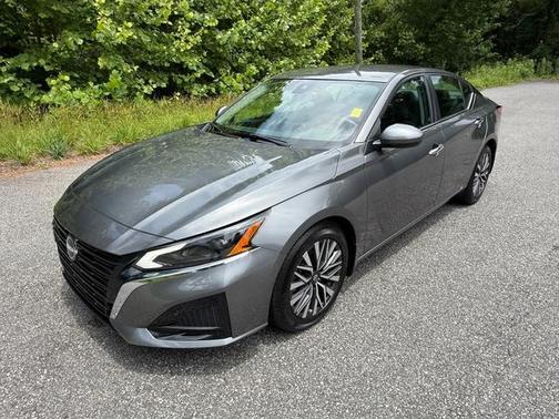 Gun Metallic 2023 Nissan Altima 2.5 SV