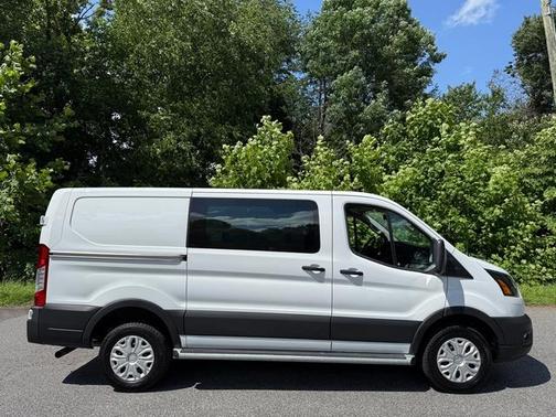 2024 Ford Transit-250