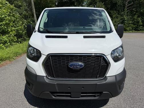 2024 Ford Transit-250