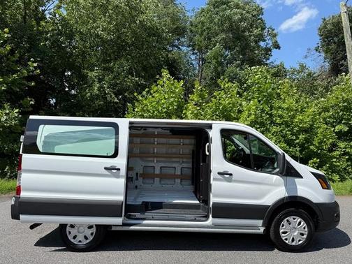 2024 Ford Transit-250