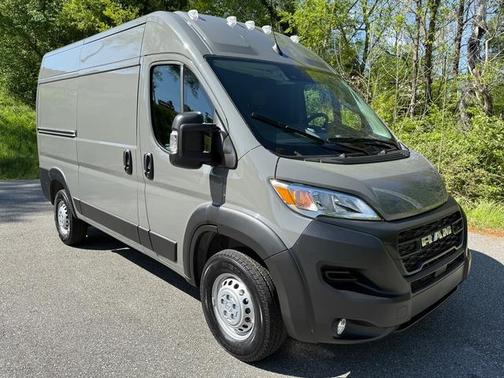2025 RAM ProMaster 2500 High Roof