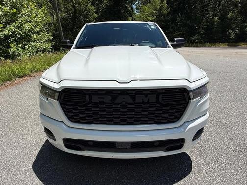 Bright White Clearcoat 2026 RAM 1500 Tradesman