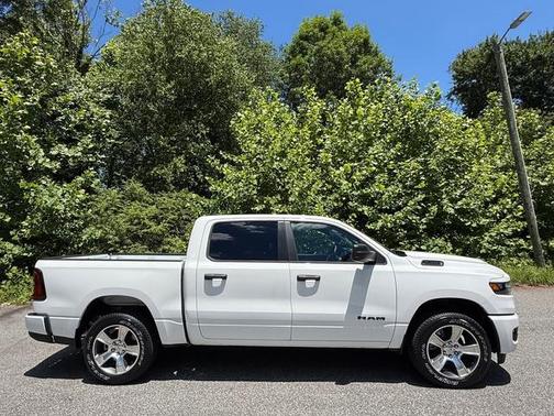 Bright White Clearcoat 2026 RAM 1500 Tradesman