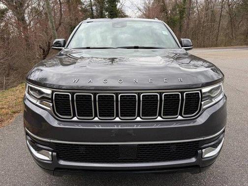 2025 Jeep Wagoneer Base