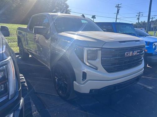 2022 GMC Sierra 1500 Elevation
