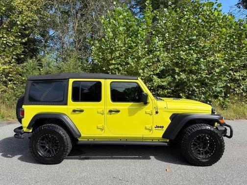 2022 Jeep Wrangler Unlimited Sport