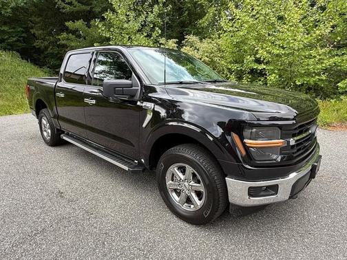 Agate Black 2025 Ford F-150 XLT