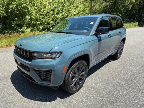 Steel Blue 2026 Jeep Grand Cherokee Limited