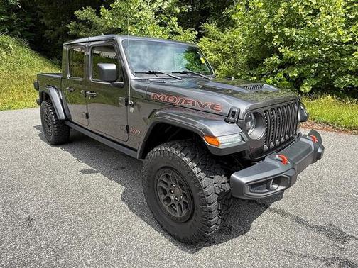 Granite Crystal Clearcoat Metallic 2023 Jeep Gladiator Mojave