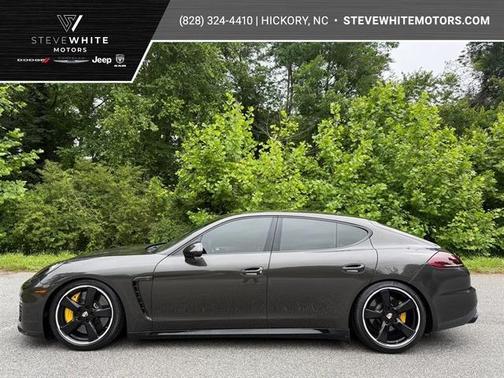 2015 Porsche Panamera GTS