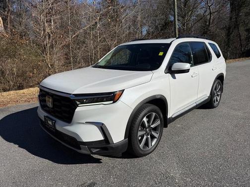 2023 Honda Pilot Touring