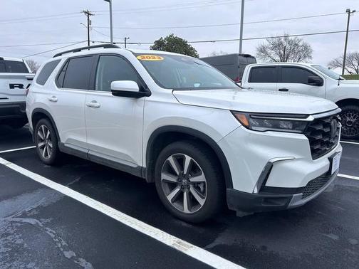 2023 Honda Pilot Touring