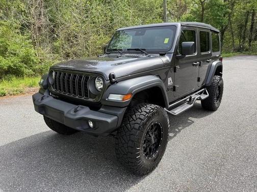 Granite Crystal Clearcoat Metallic 2024 Jeep Wrangler Sport