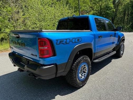 Hydro Blue Pearlcoat 2025 RAM 1500 RHO