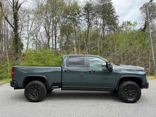 Cypress 2025 Chevrolet Silverado 2500 ZR2