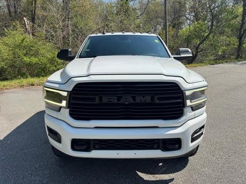 Bright White Clearcoat 2020 RAM 3500 Laramie