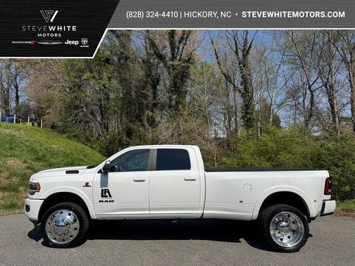 Bright White Clearcoat 2020 RAM 3500 Laramie
