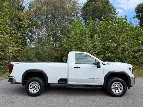 2024 GMC Sierra 2500 Pro