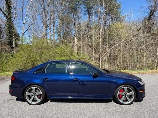 Navarra Blue Metallic 2019 Audi S4 3.0T Premium Plus