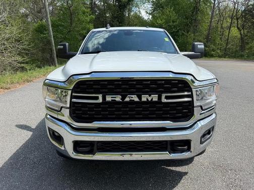 Bright White Clearcoat 2024 RAM 2500 Big Horn