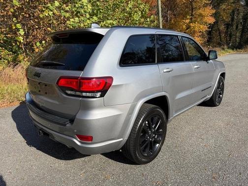2021 Jeep Grand Cherokee Laredo