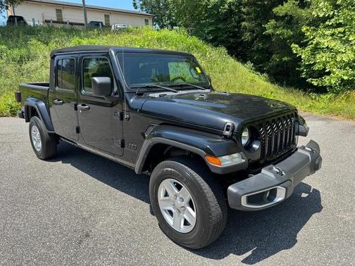 Black Clearcoat 2023 Jeep Gladiator Sport