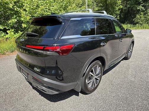 Mineral Black 2025 INFINITI QX60 SENSORY