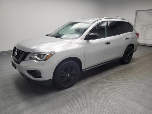2018 Nissan Pathfinder SL