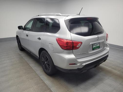 2018 Nissan Pathfinder SL