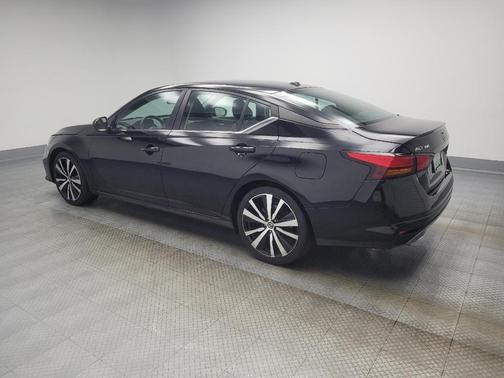 2022 Nissan Altima SR FWD