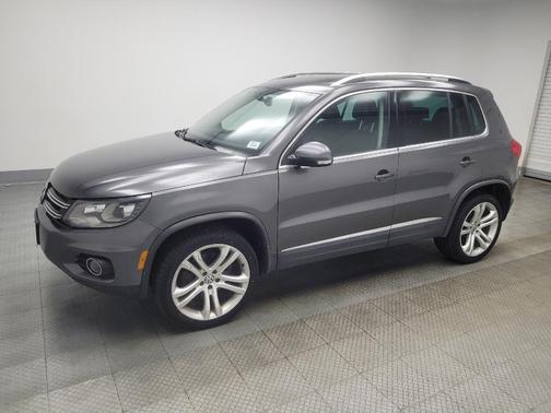 Gray 2016 Volkswagen Tiguan 2.0T SE 4MOTION
