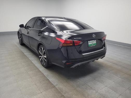 2020 Nissan Altima SR FWD