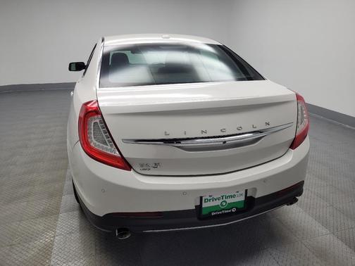 2015 Lincoln MKS Base
