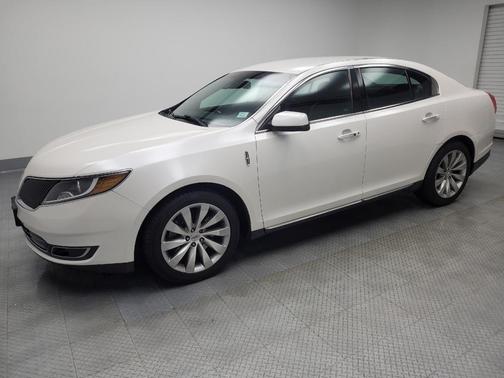 2015 Lincoln MKS Base