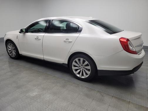 2015 Lincoln MKS Base