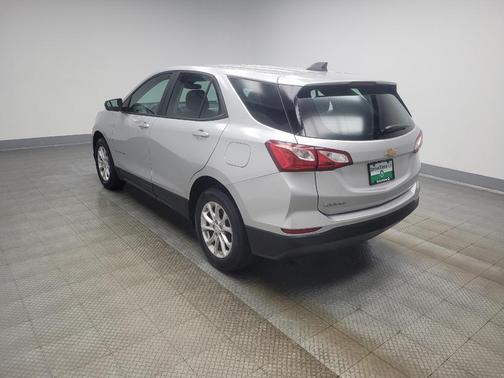 Silver Ice Metallic 2020 Chevrolet Equinox LS