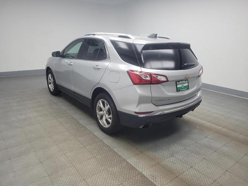 Silver Ice Metallic 2019 Chevrolet Equinox 1LT