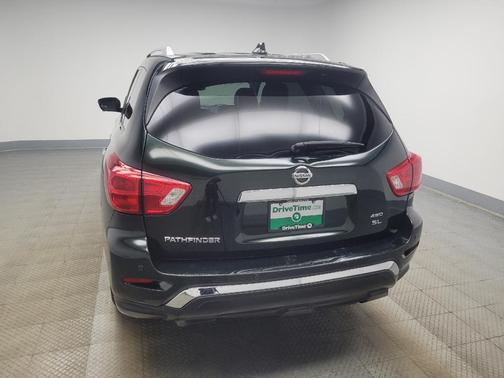 2019 Nissan Pathfinder SL