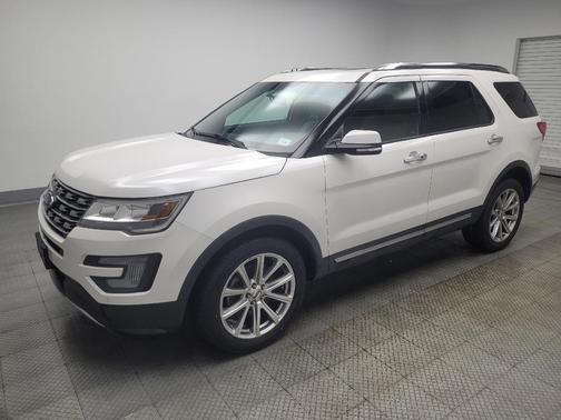 White Platinum Metallic Tri-Coat 2017 Ford Explorer Limited