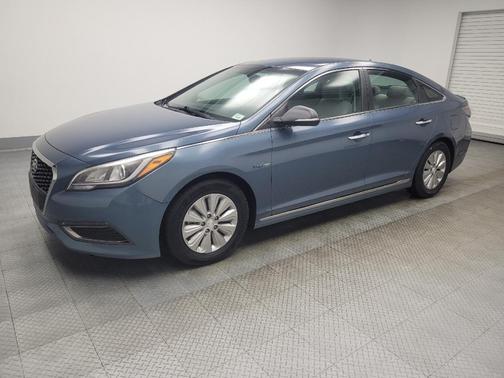 2016 Hyundai SONATA Hybrid SE