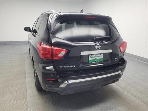 2019 Nissan Pathfinder SV