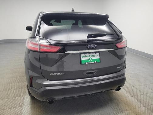 2020 Ford Edge SE