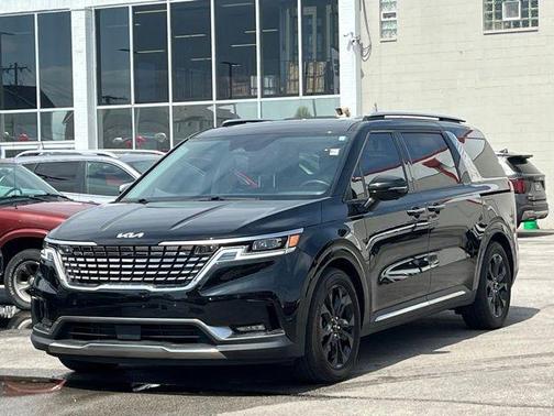 Aurora Black Pearl 2024 Kia Carnival SX Prestige