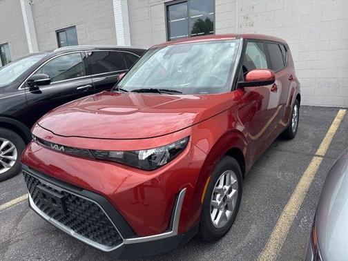 Mars Orange 2024 Kia Soul LX