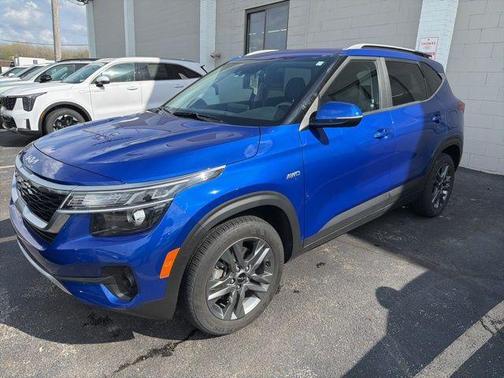 Neptune Blue 2023 Kia Seltos S